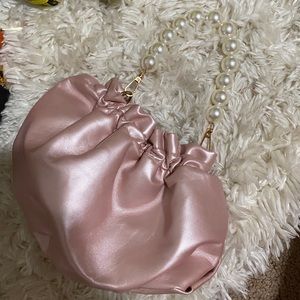 Pearl bag